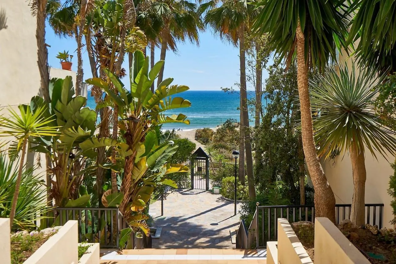 Apartment Oleholidays 617 Romana Playa Junto Al Mar Marbella Spain